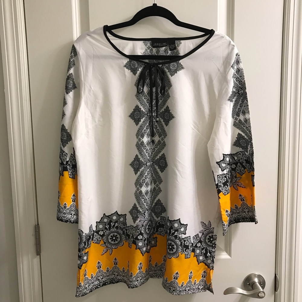 Jaquline Design Studio Tunis Top L